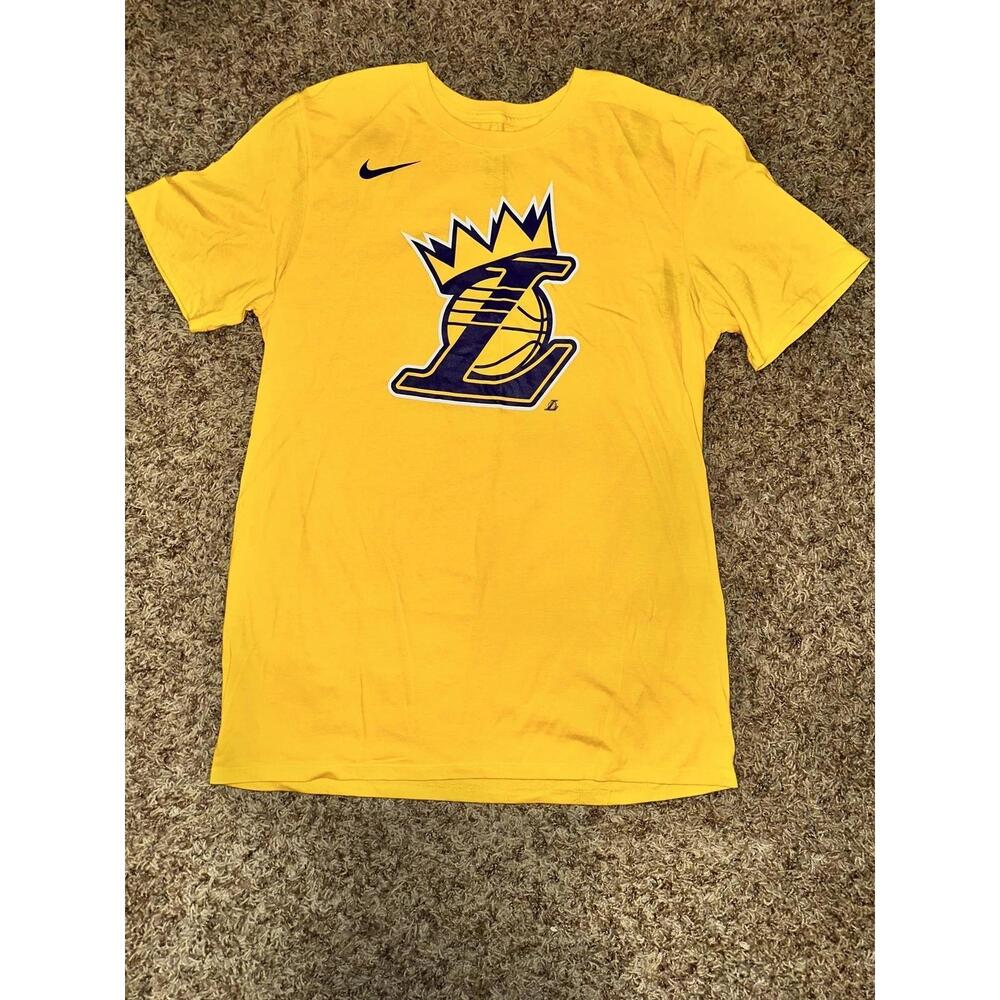 Nba Los Angeles Lakers Lebron James Crown Gold T-Shirt